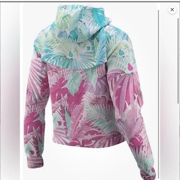 Nike CT6073-496 Women's Sportswear Windrunner Cropped Jacket Floral Large - Picture 9 of 9